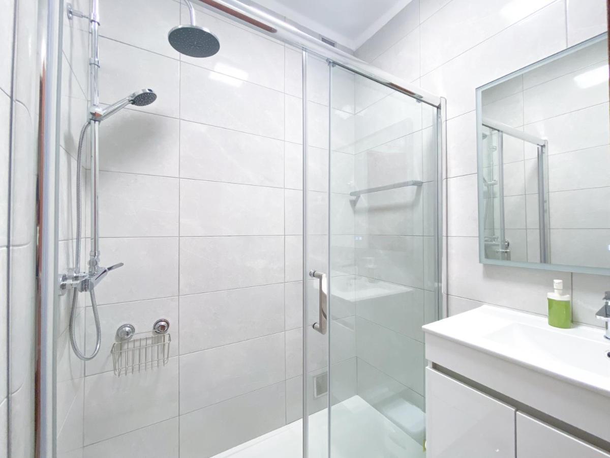 Near The Beaches #1922 Apartamento